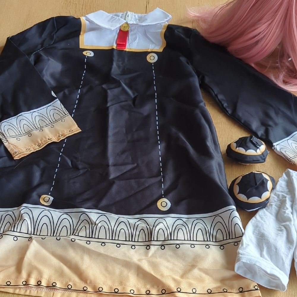 Anya Forger Halloween Costume